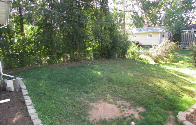 3 BEDROOM | 2 BATH | DOUBLE CAR GARAGE | WEST SIDE HOME