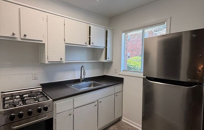 794-798 Dixie Avenue