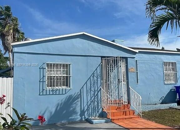 2645 SW 33 AVE