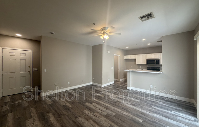 15818 N 25 ST