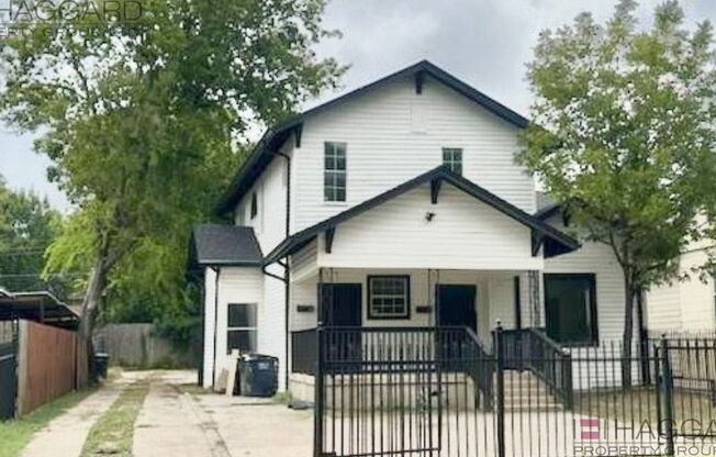 Walking Distance to the Stockyards!