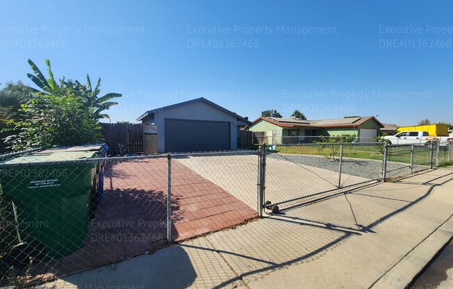 REDUCED! 3 bedroom, 2 bathroom house located in Shafter, CA