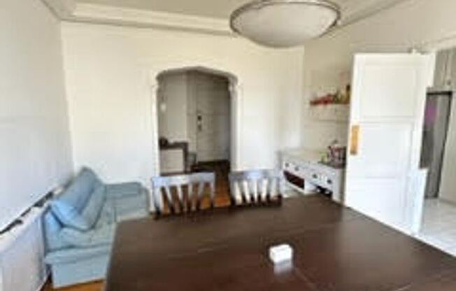2101 Pacific Ave. #303