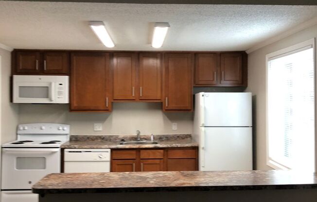 1 bed, 1 bath, 634 sqft, $949, Unit 1831 AW