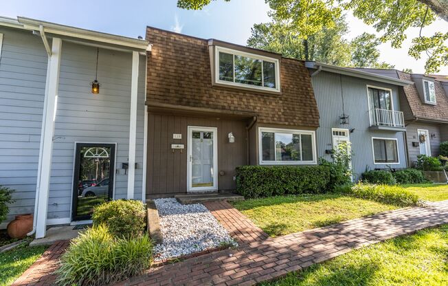 110 Woodlake Drive - Four Seasons Townhome!
