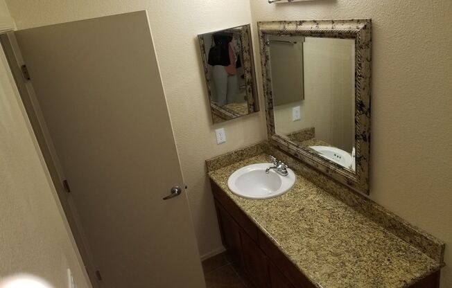 2 beds, 2 baths, $1,700