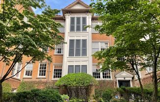 8 Collier Rd NW Unit C3