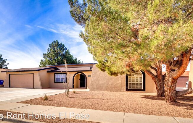 5572 Fernwood