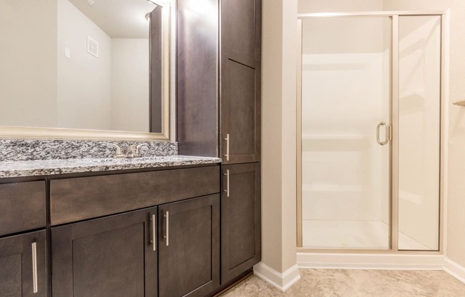 The Grand Flora Guest Bathroom Interior at The Roseberry, Columbia, South Carolina