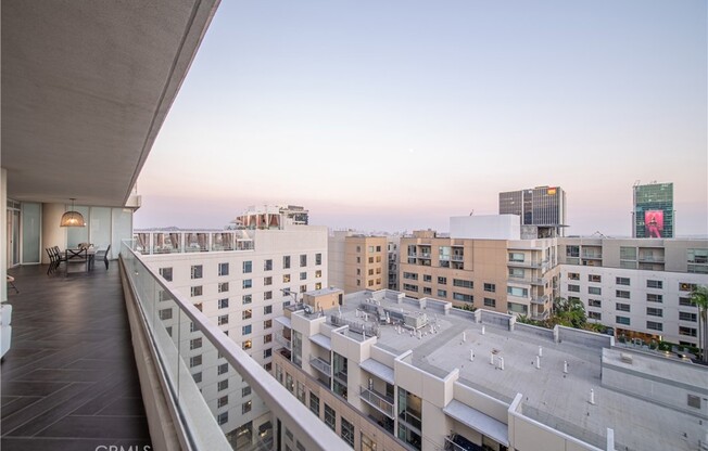 2 beds, 3 baths, 2,230 sqft, $11,000, Unit 14F