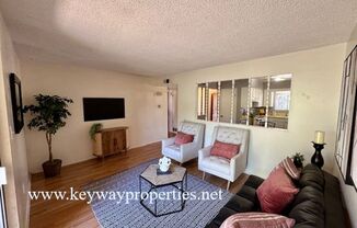 2 beds, 1 bath, 800 sqft, $950, Unit Apt. 4