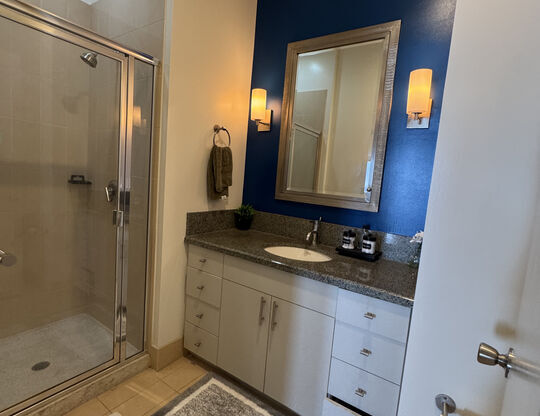 2 beds, 2 baths, $3,300, Unit 1008