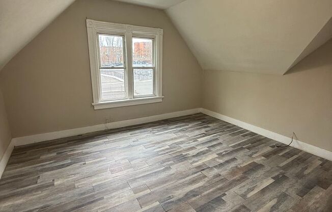 15 Union Street - Blue Pod