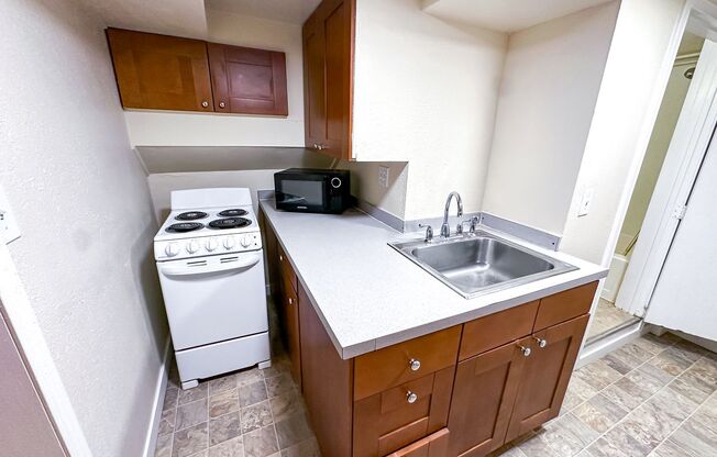 1 bed, 1 bath, 500 sqft, $1,495, Unit A1