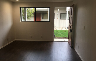 Studio, 1 bath, 300 sqft, $750