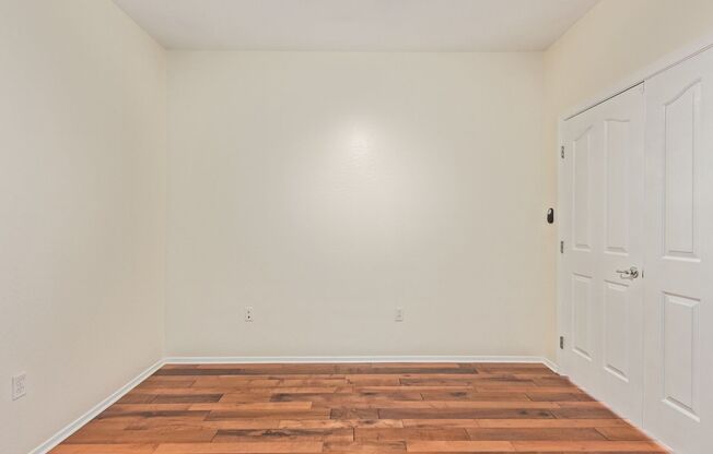 4 beds, 2.5 baths, $2,200, Unit #1171