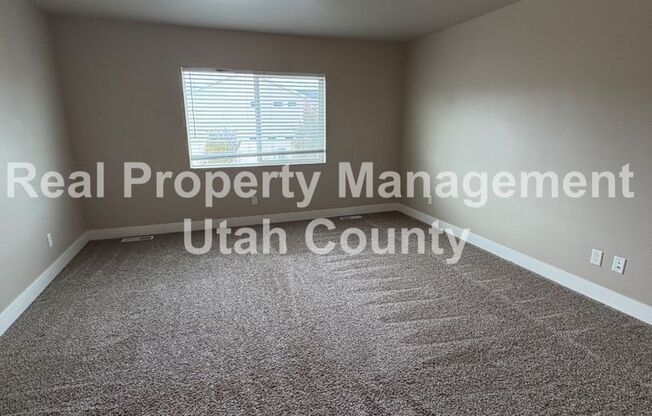 3 beds, 2.5 baths, $1,775