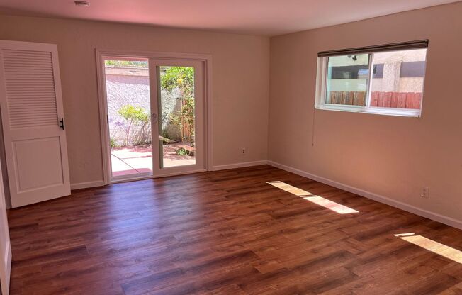 Charming Playa Del Rey Home with Spacious Interiors and Private Outdoor Oasis