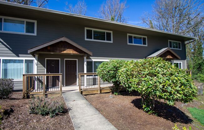 West Linn Townhouse with Patio, Parking, Dishwasher, & W/D!