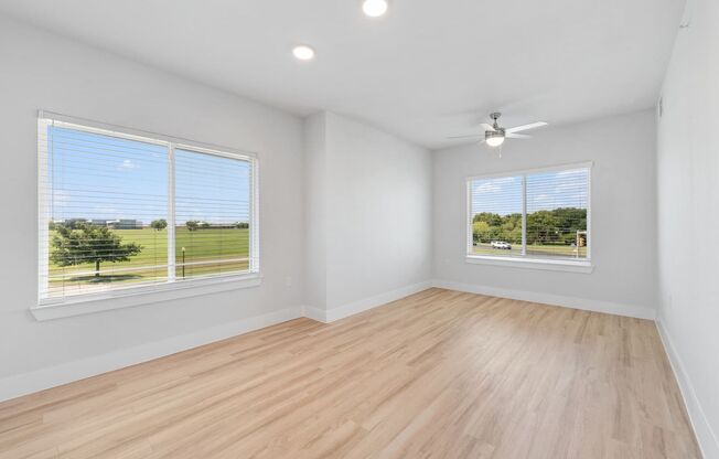 1 bed, 1 bath, 685 sqft, $1,070, Unit 633