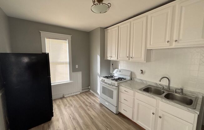 2709 Aldrich Avenue North