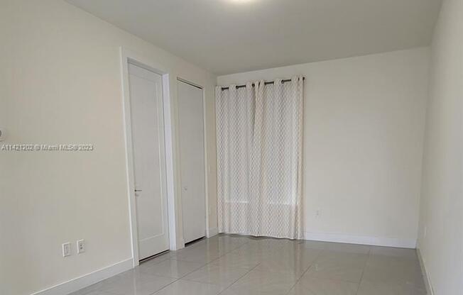 6331 NORTHWEST 105 CT