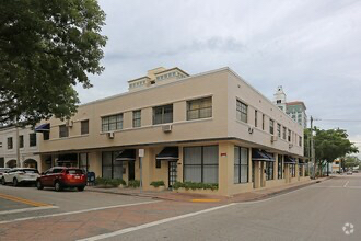 384 MINORCA AVE