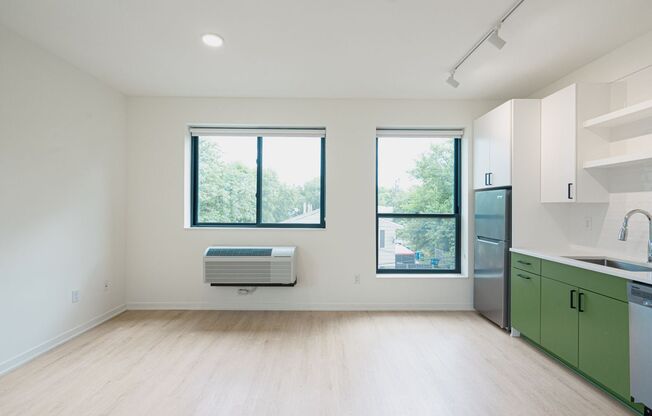 Studio, 1 bath, 411 sqft, $1,279, Unit 309