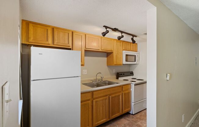 1 bed, 1 bath, 485 sqft, $775, Unit 3606-103
