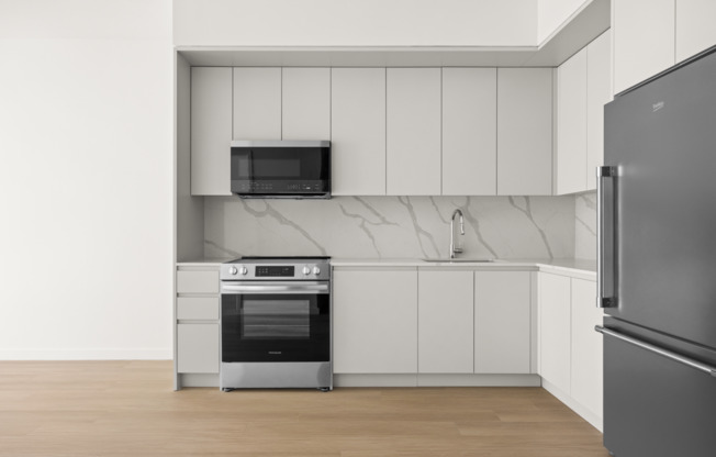 1 bed, 1 bath, $4,610, Unit 7H