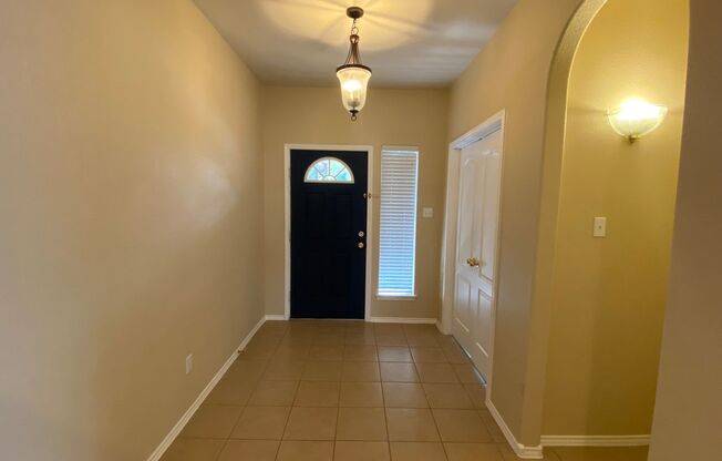 Spacious Larger 4 Bedroom 3 Bathroom Home with den/office for Rent in desired Leander TX!