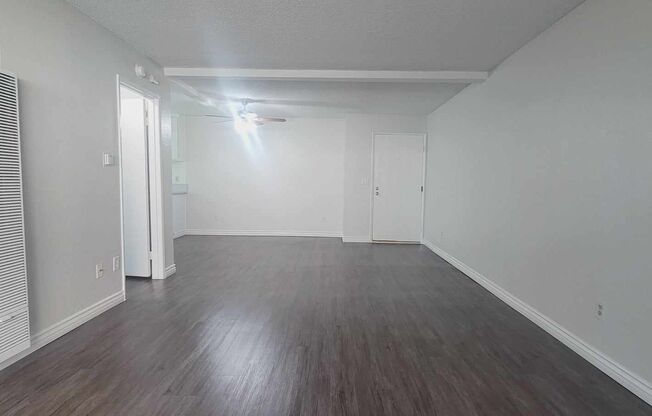 1 bed, 1 bath, 900 sqft, $2,300, Unit 38