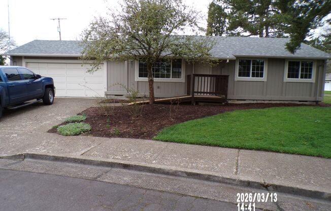 2232 NW 14th St. - Move In Special