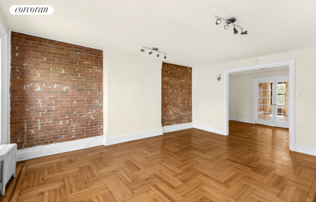 95 CLINTON AVE