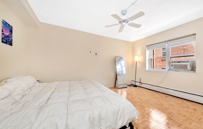 100 Marion St 23