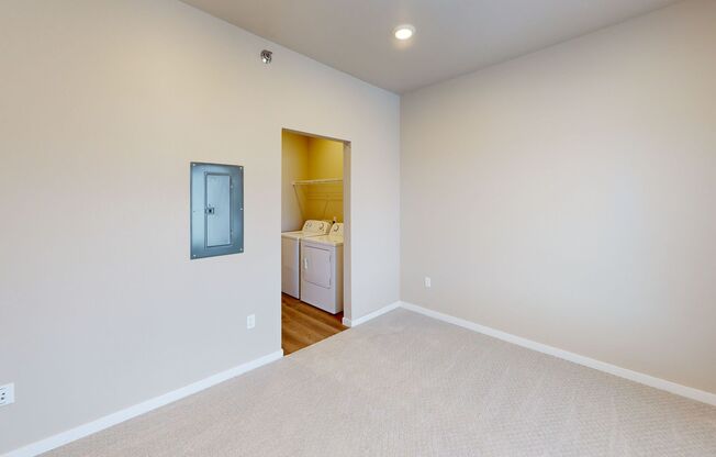 1 bed, 1 bath, 734 sqft, $1,175, Unit 1629-410
