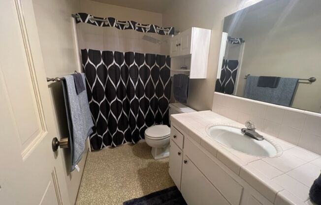 1 bed, 1 bath, $1,295