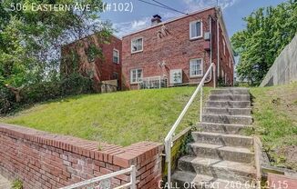 506 Eastern Ave NE