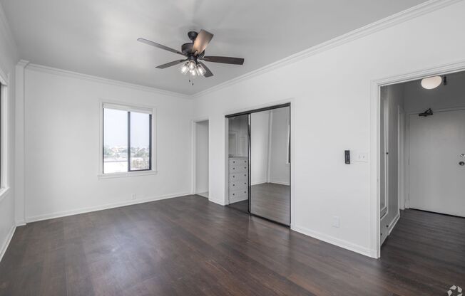 1 bed, 1 bath, 780 sqft, $1,985, Unit Unit 607