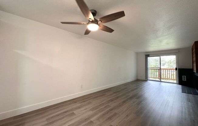 3 beds, 1.5 baths, 1,082 sqft, $1,925, Unit 16