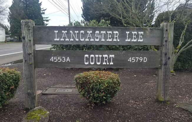 047-Lancaster Lee Court
