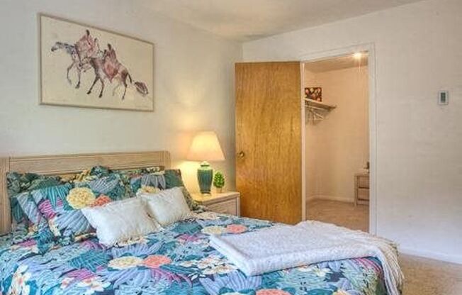 2 beds, 1 bath, 1,050 sqft, $2,350, Unit 60-6