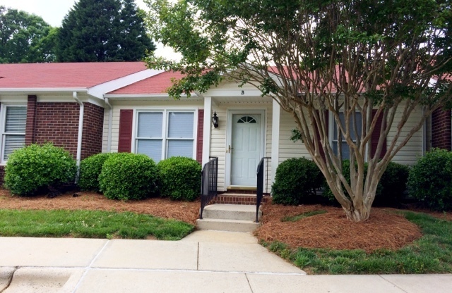 2 beds, 1 bath, $1,250