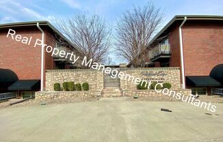 Kansas City midtown living 1 bed 1 bath home for rent!