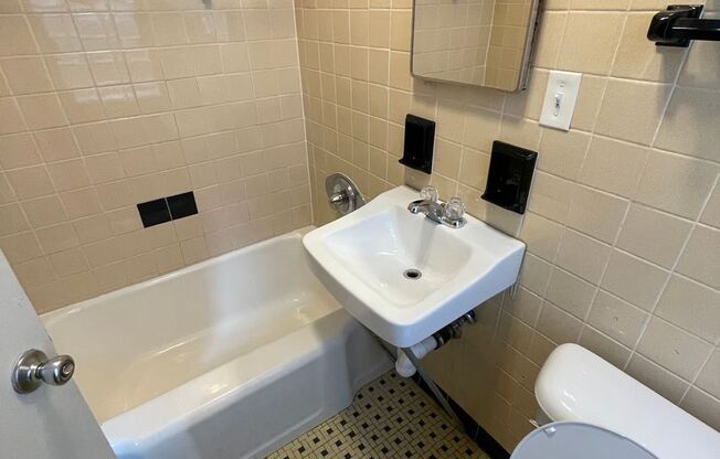 2521 South 8th Street