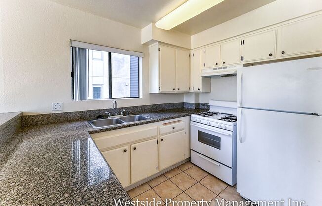 1 bed, 1 bath, 551 sqft, $2,375, Unit 322