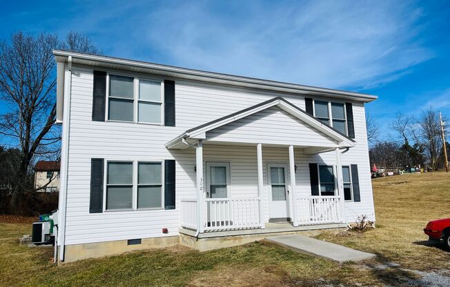 2 Bedroom, 1.5 Bathroom Duplex