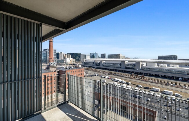 3 beds, 2 baths, 2,081 sqft, $11,000, Unit 1102