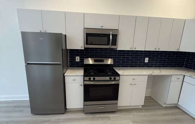 2 beds, 1 bath, 765 sqft, $1,500, Unit Unit 319