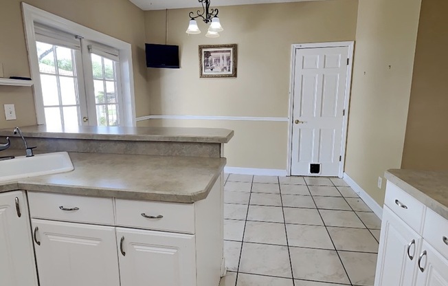 266 BUTTERCUP CIR